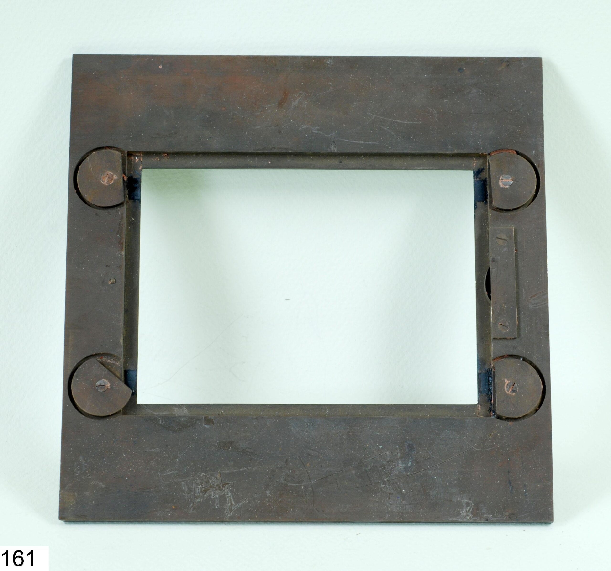 Porte plaque réducteur