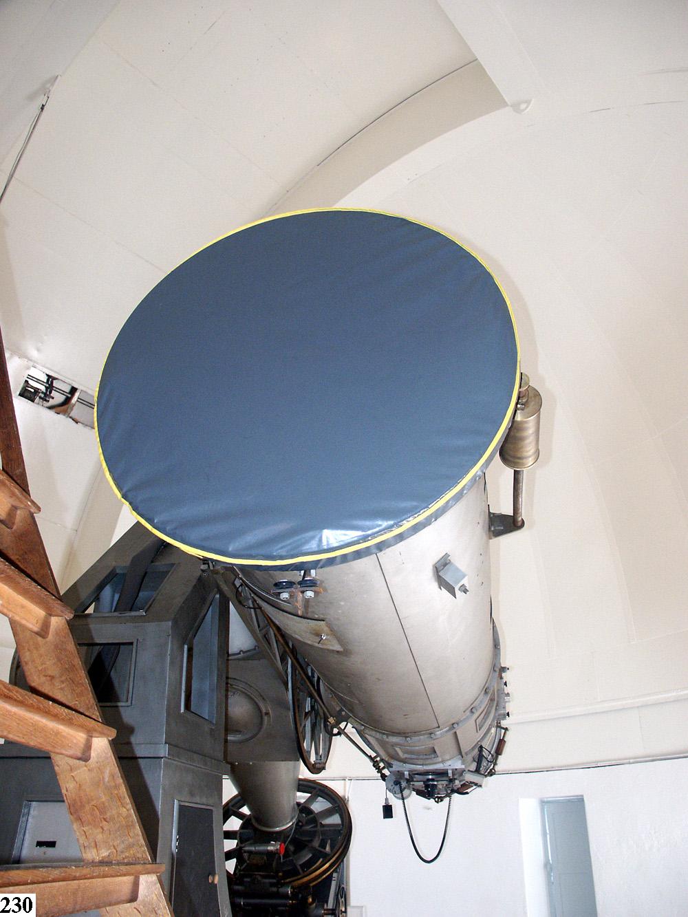 Télescope de 80 cm