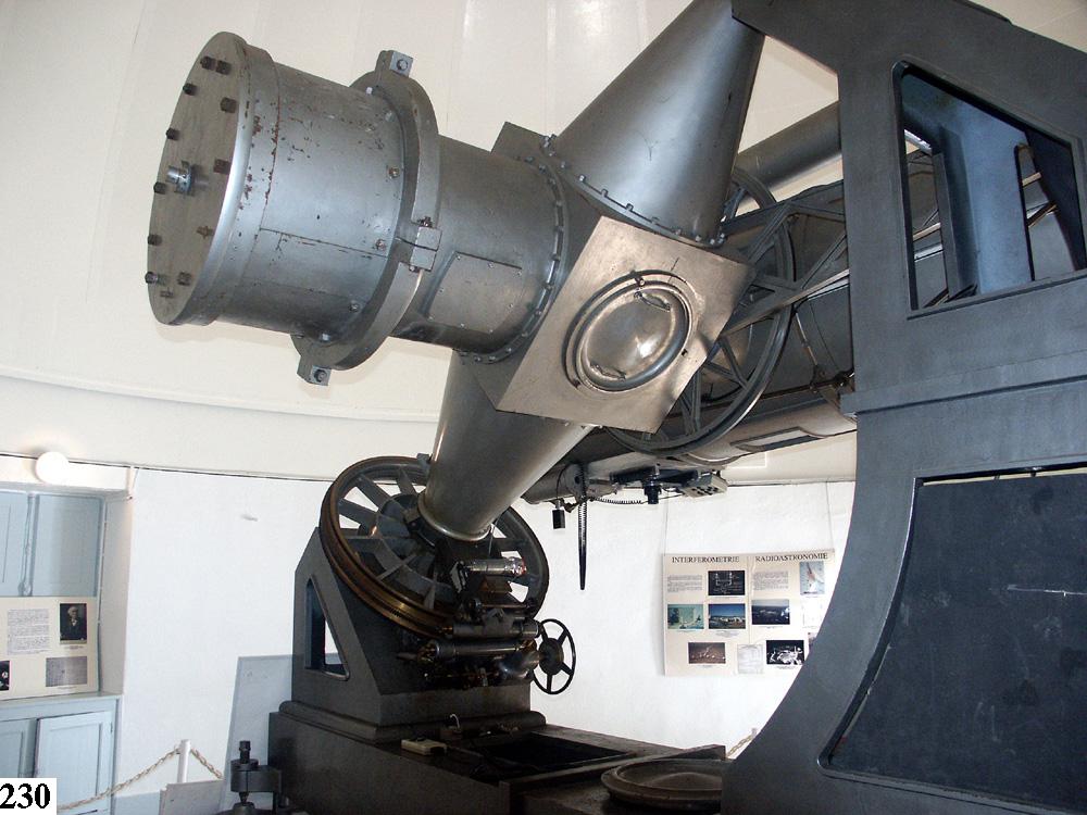 Télescope de 80 cm