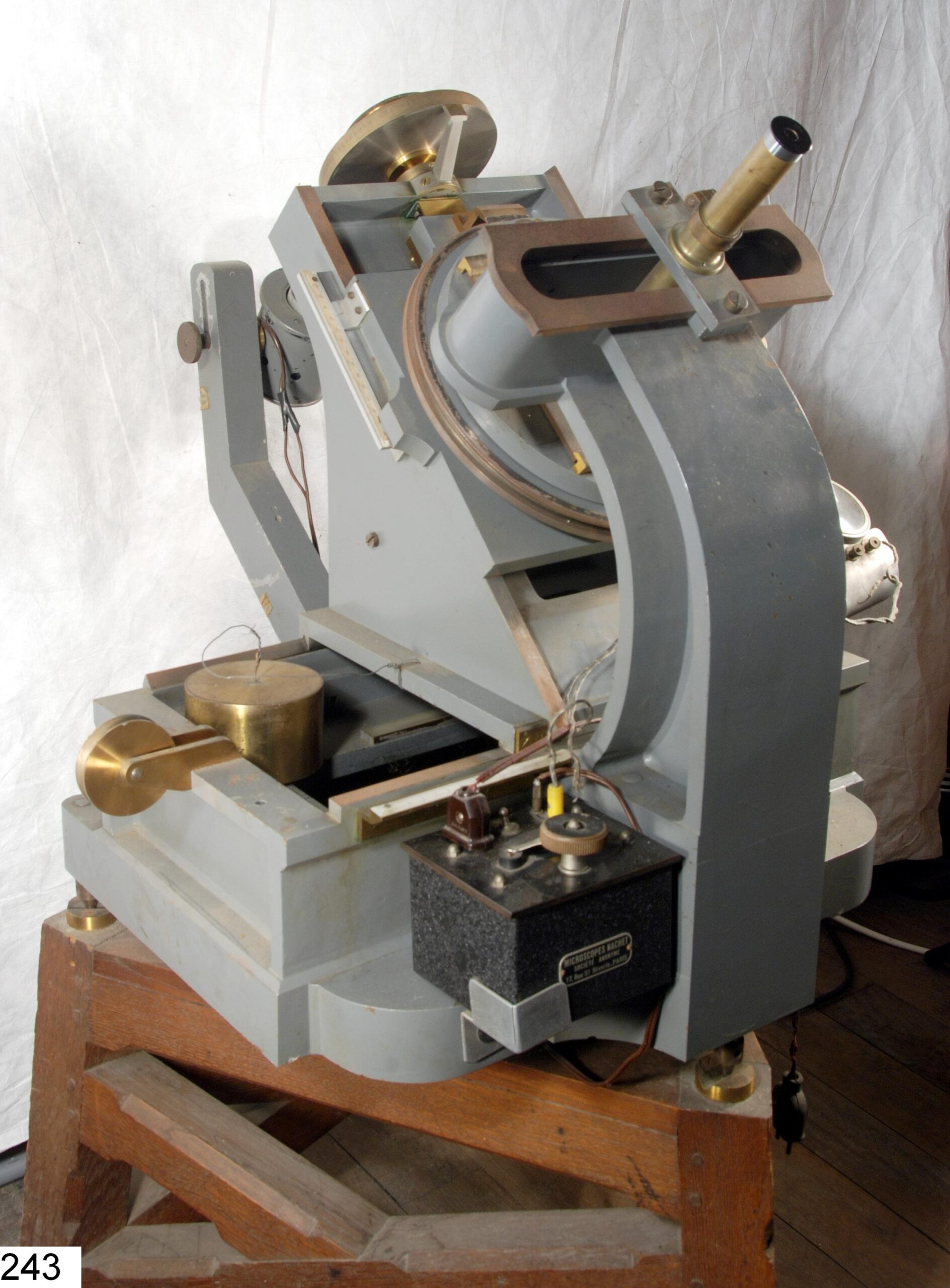 Machine à mesurer les spectres