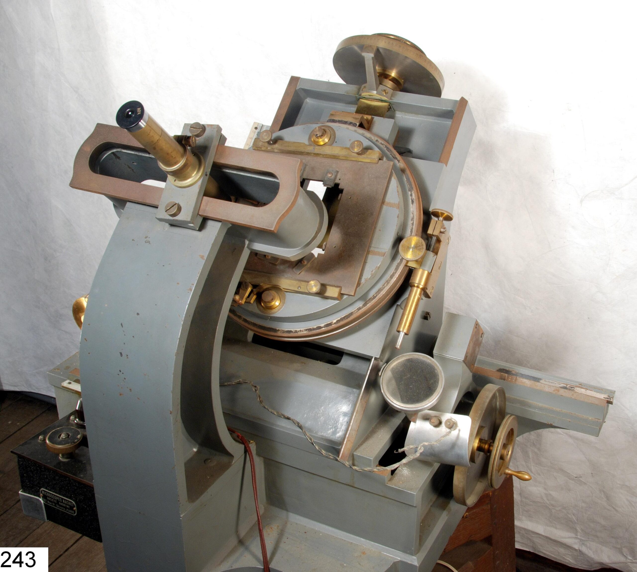 Machine à mesurer les spectres