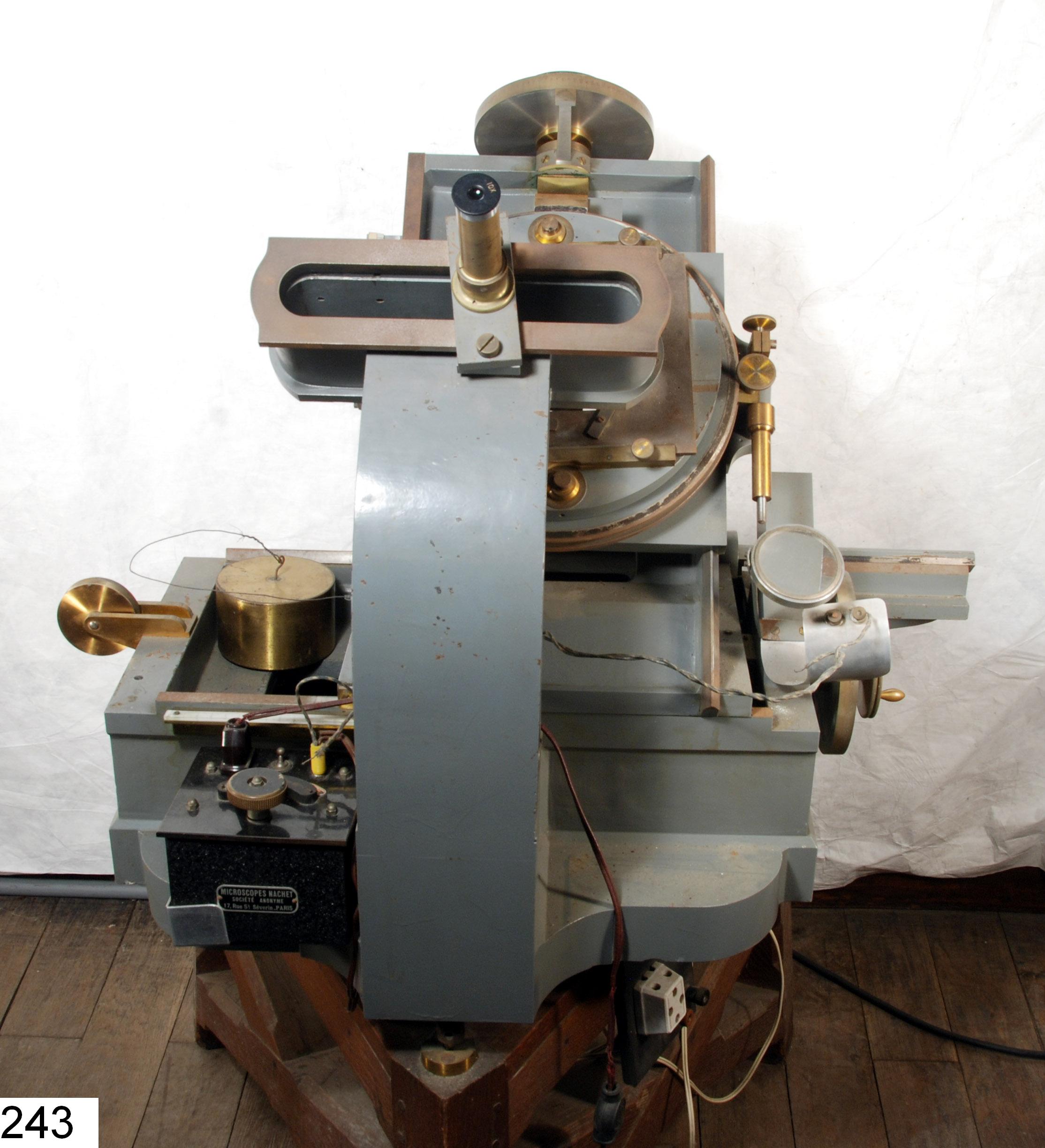 Machine à mesurer les spectres