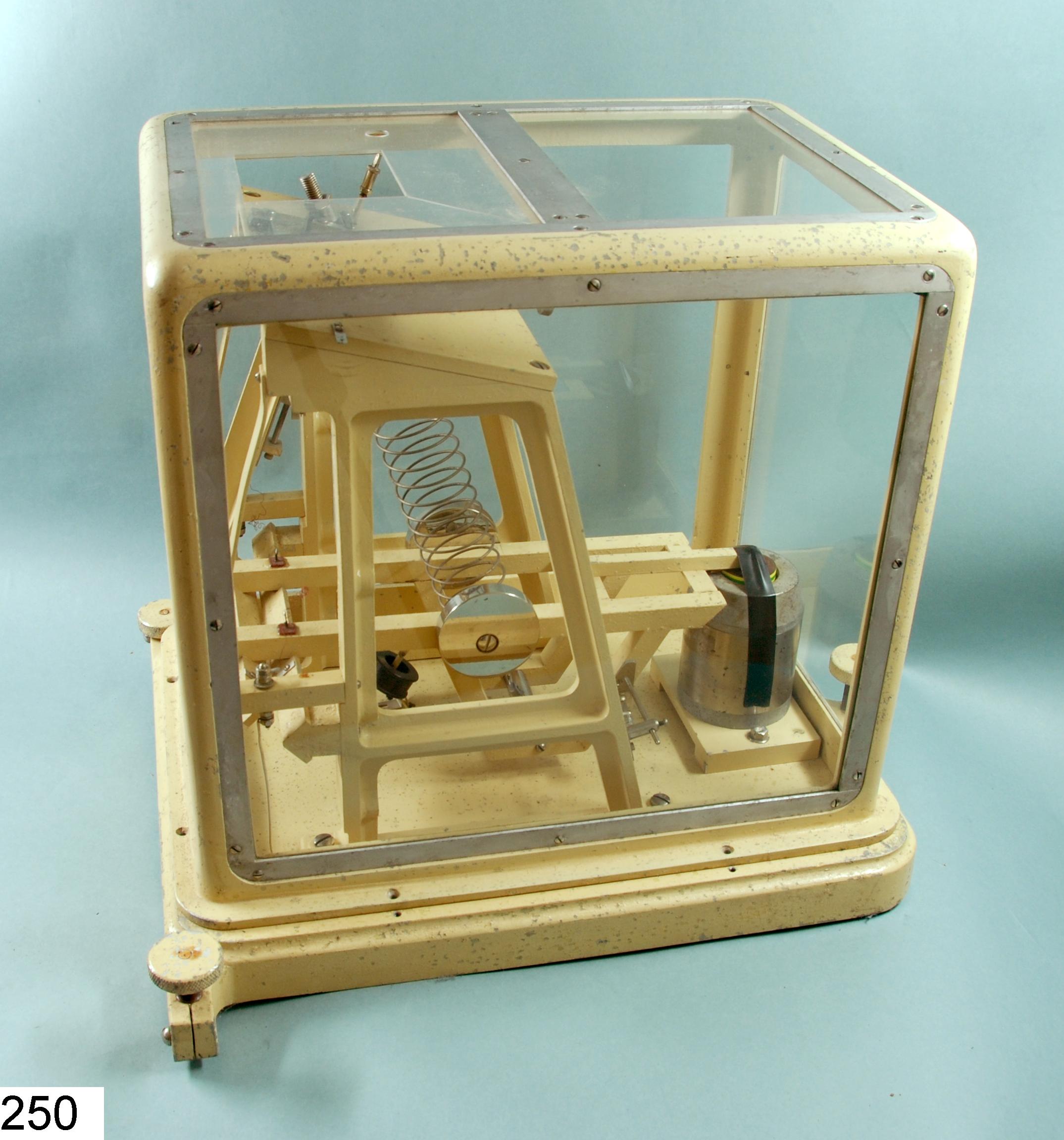 Sismographe de Grenet-Coulomb
