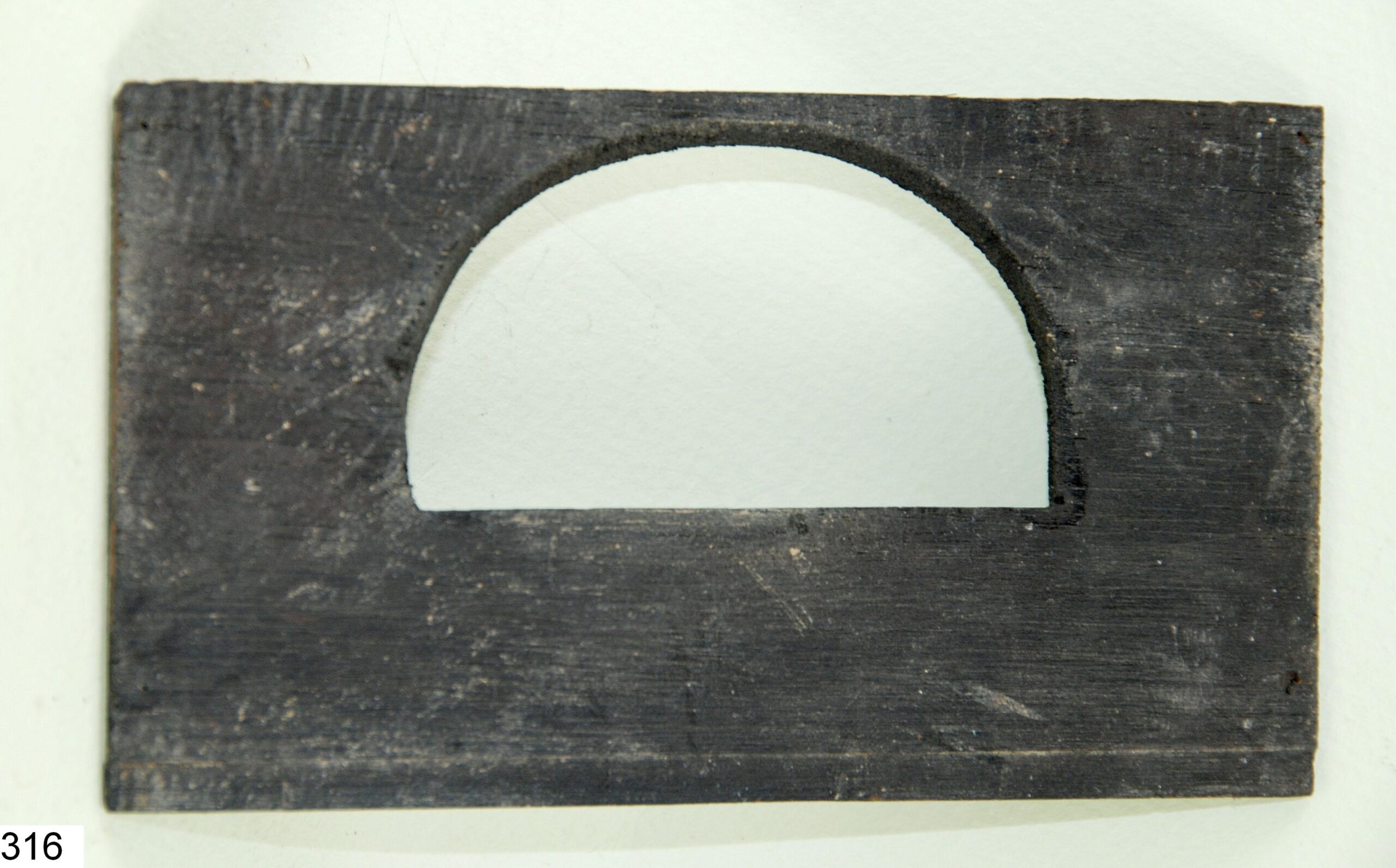 Ecran en bois  noir
