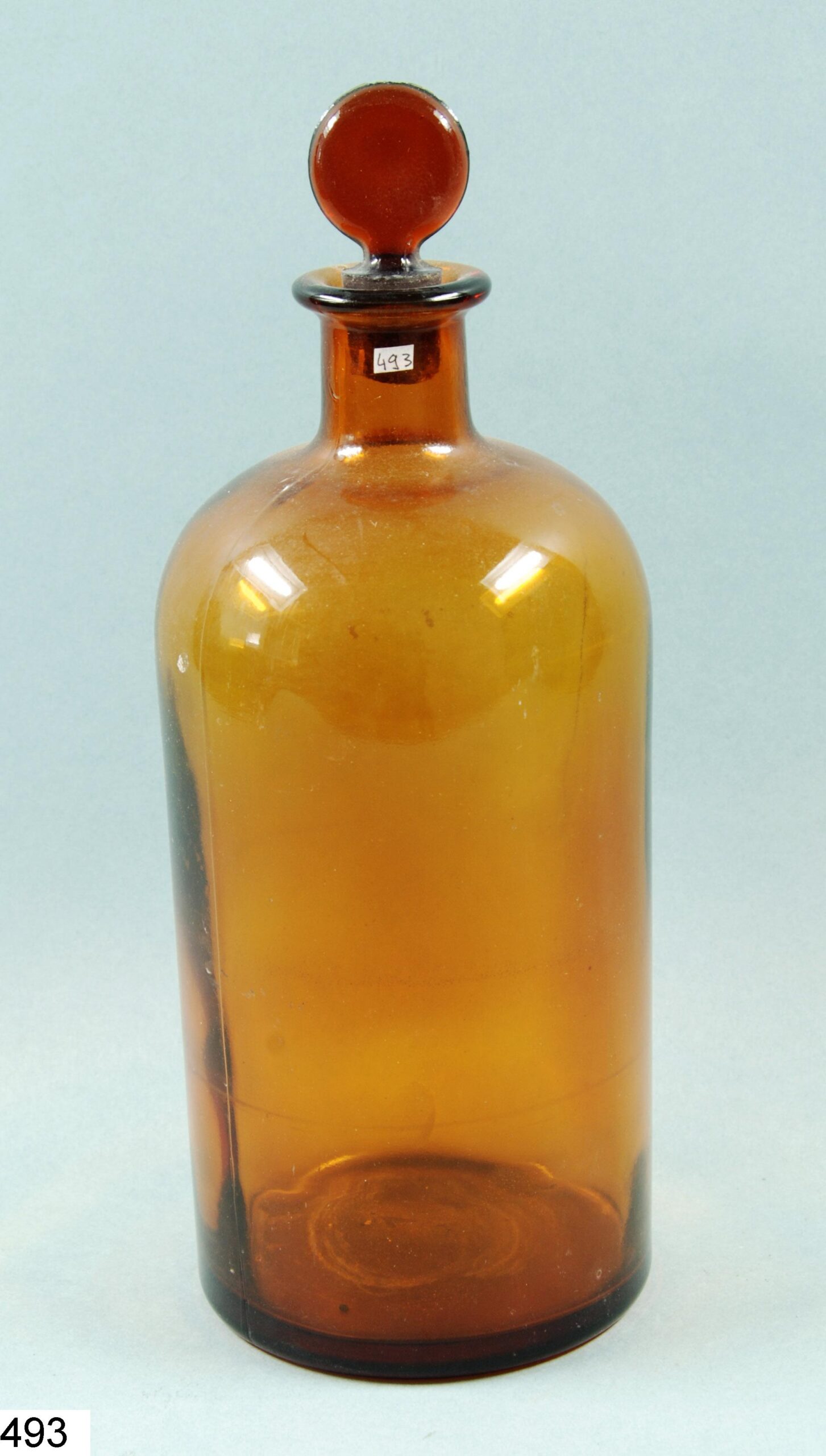Flacon en verre marron avec bouchon verre