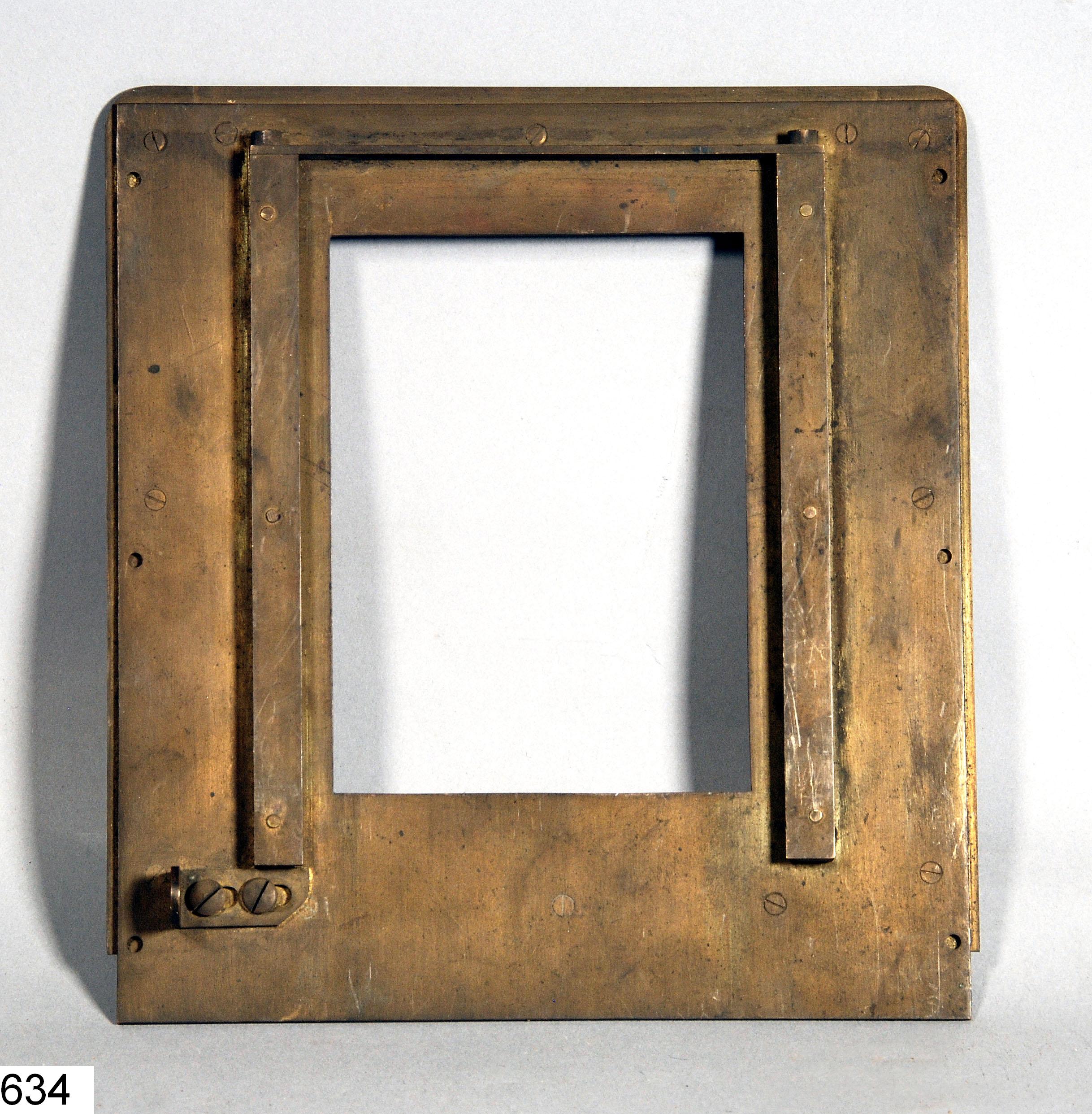 Morceau de porte-plaque