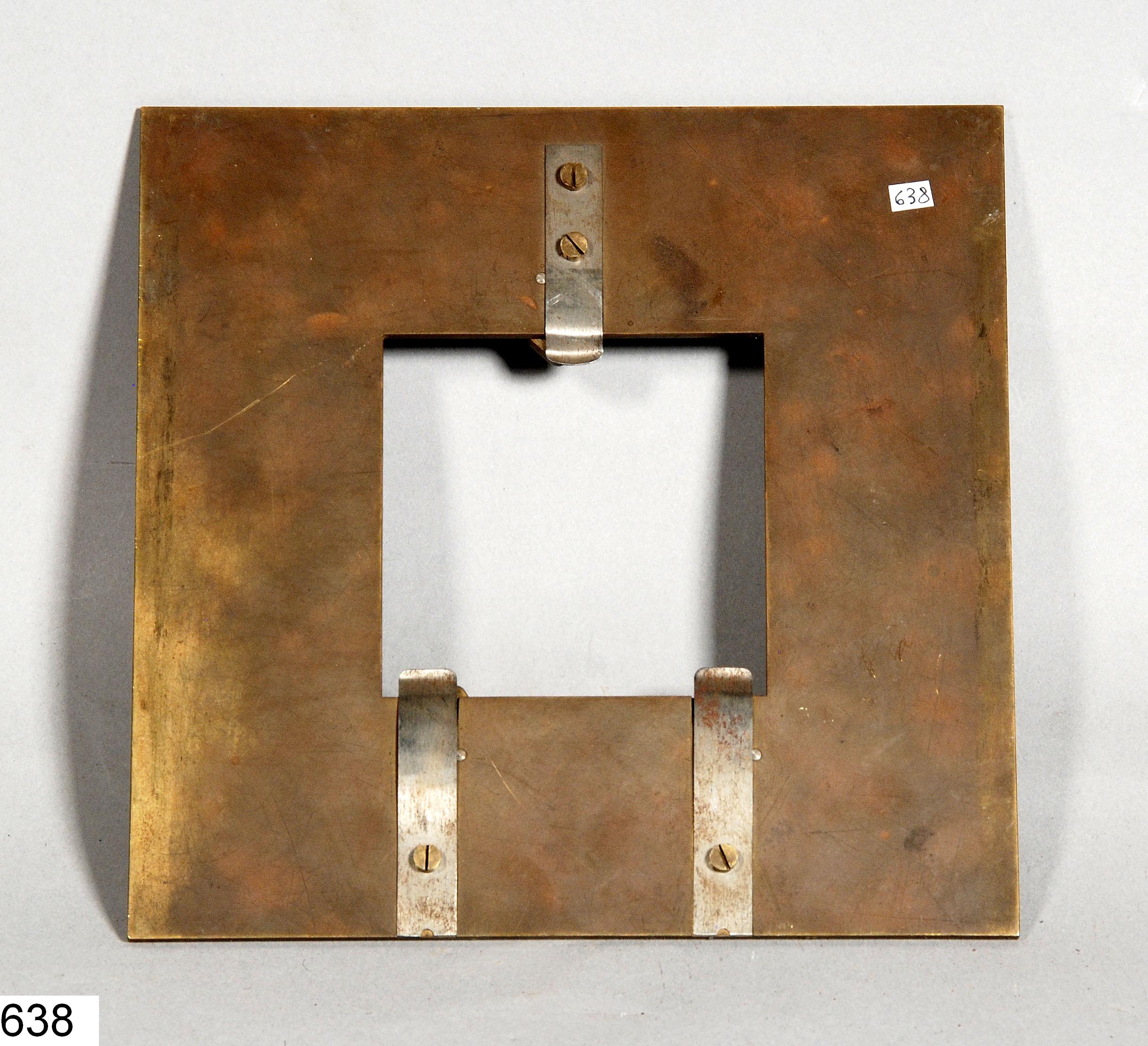Intermédiaire pour porte-plaque 16x16