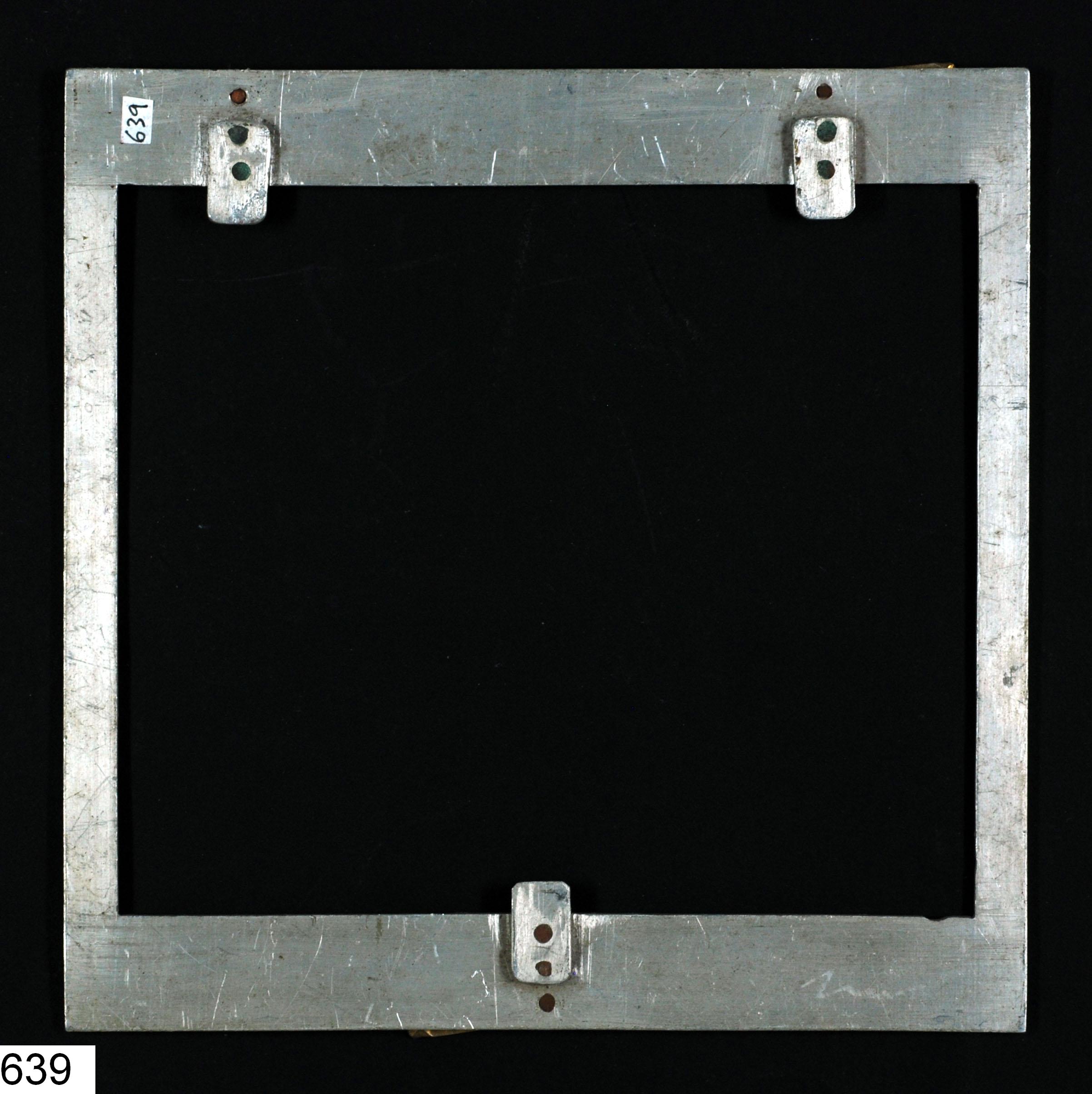 Intermédiaire pour porte-plaque 16x16