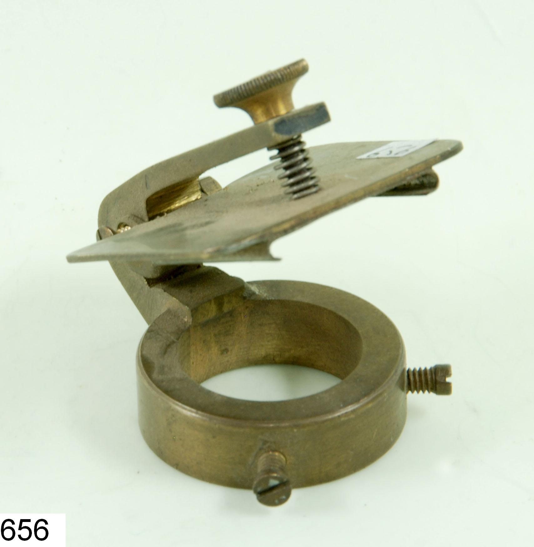 Support pour miroir et optique