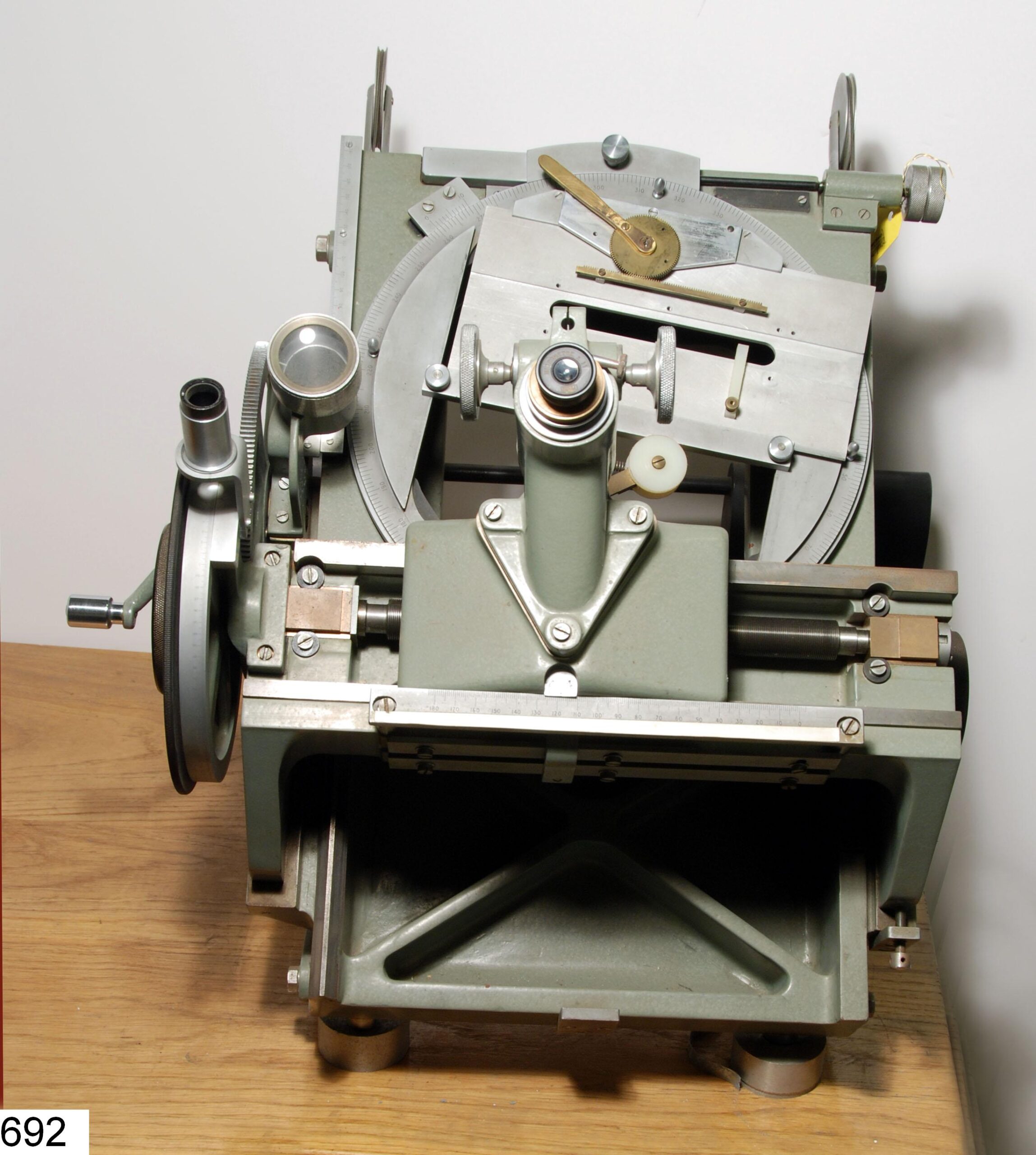 Machine à mesurer Hilger