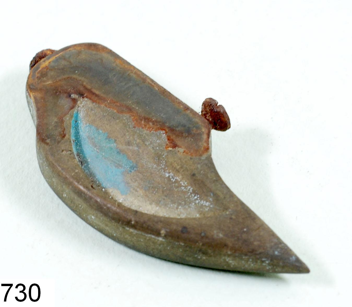 Pièce pointue en laiton