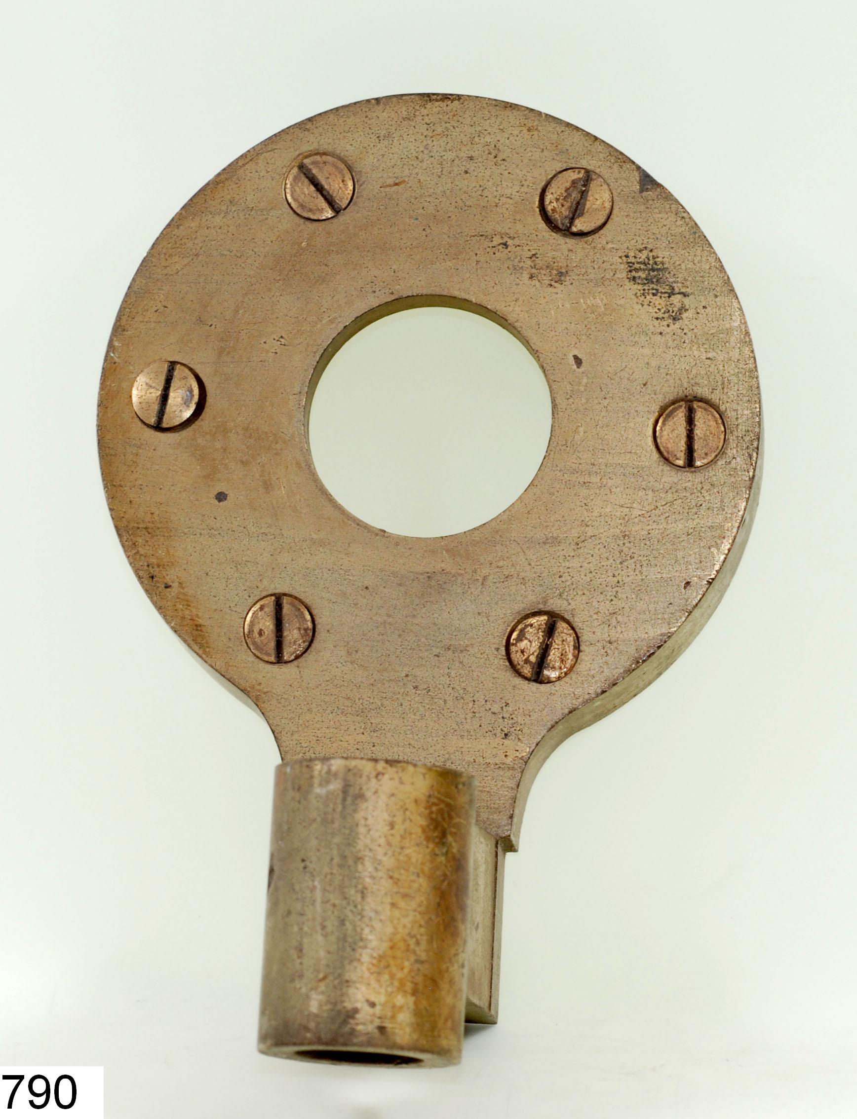 Pièce pour entraînement à main du télescope